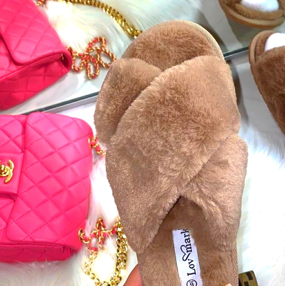 None Shoes - Fluffy criss cross tan Slides